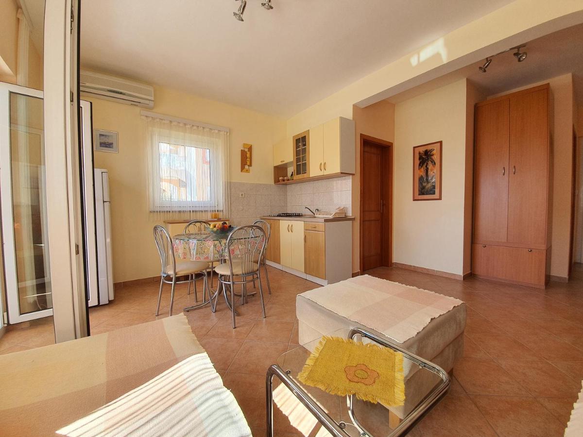 Apartments Coral נובליה מראה חיצוני תמונה